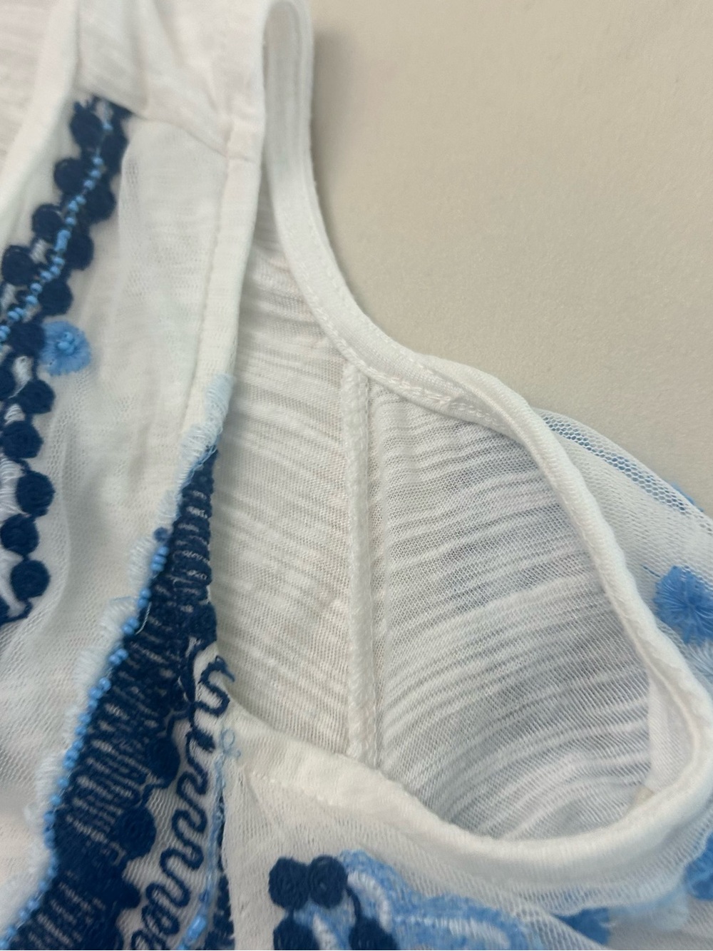 GORGEOUS Embroidered Tunic in Blue & White with Tassel V-Neck by INC - Picture 3 of 4